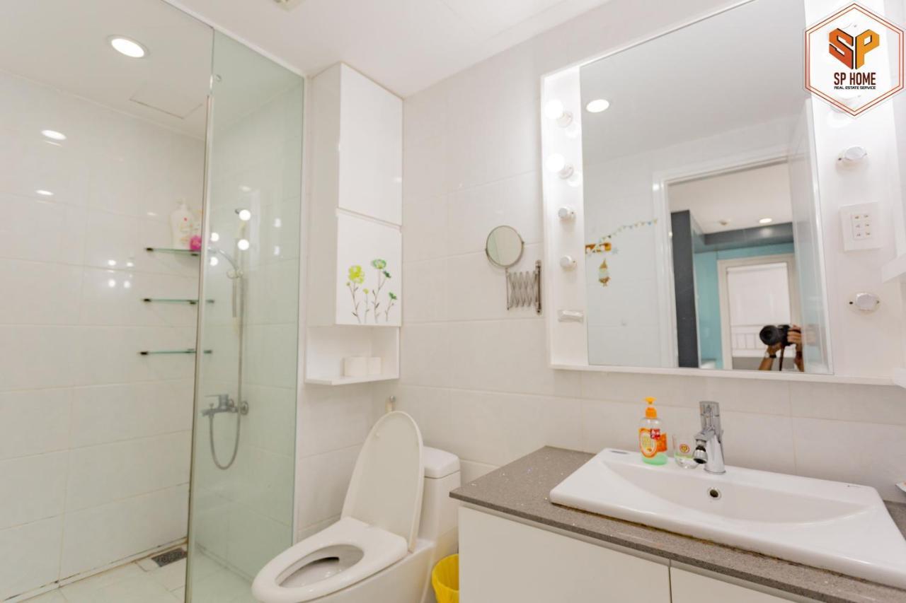 Sunrise City - 1 Bed Room - Full Furniture - City View Ho-Chi-Minh-Stadt Exterior foto